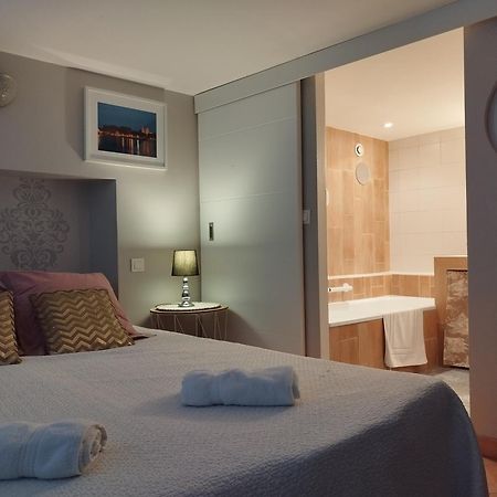 Entre Vignes Et Dentelles Hotell Courthézon Eksteriør bilde