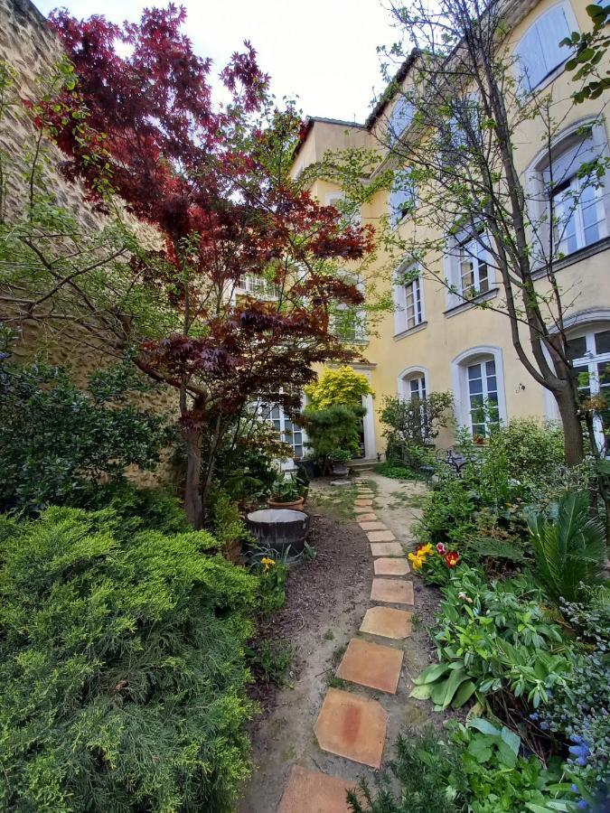 Entre Vignes Et Dentelles Hotell Courthézon Eksteriør bilde