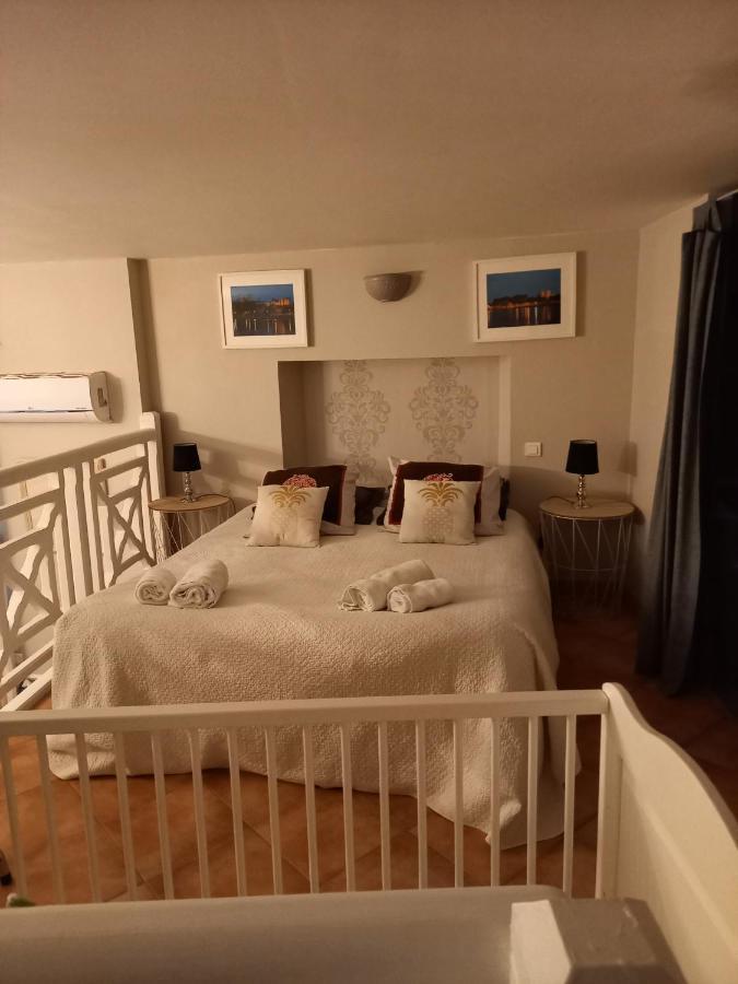 Entre Vignes Et Dentelles Hotell Courthézon Eksteriør bilde